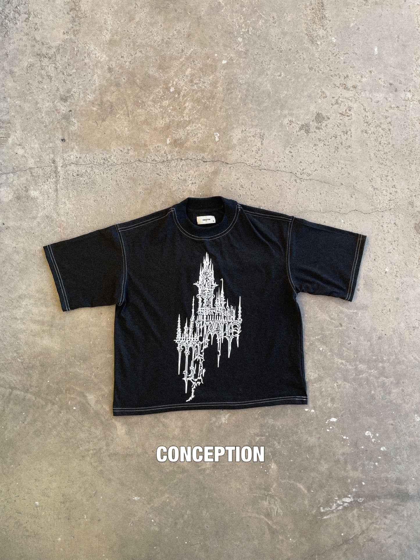 Tee Cathredark Black Boxy fit