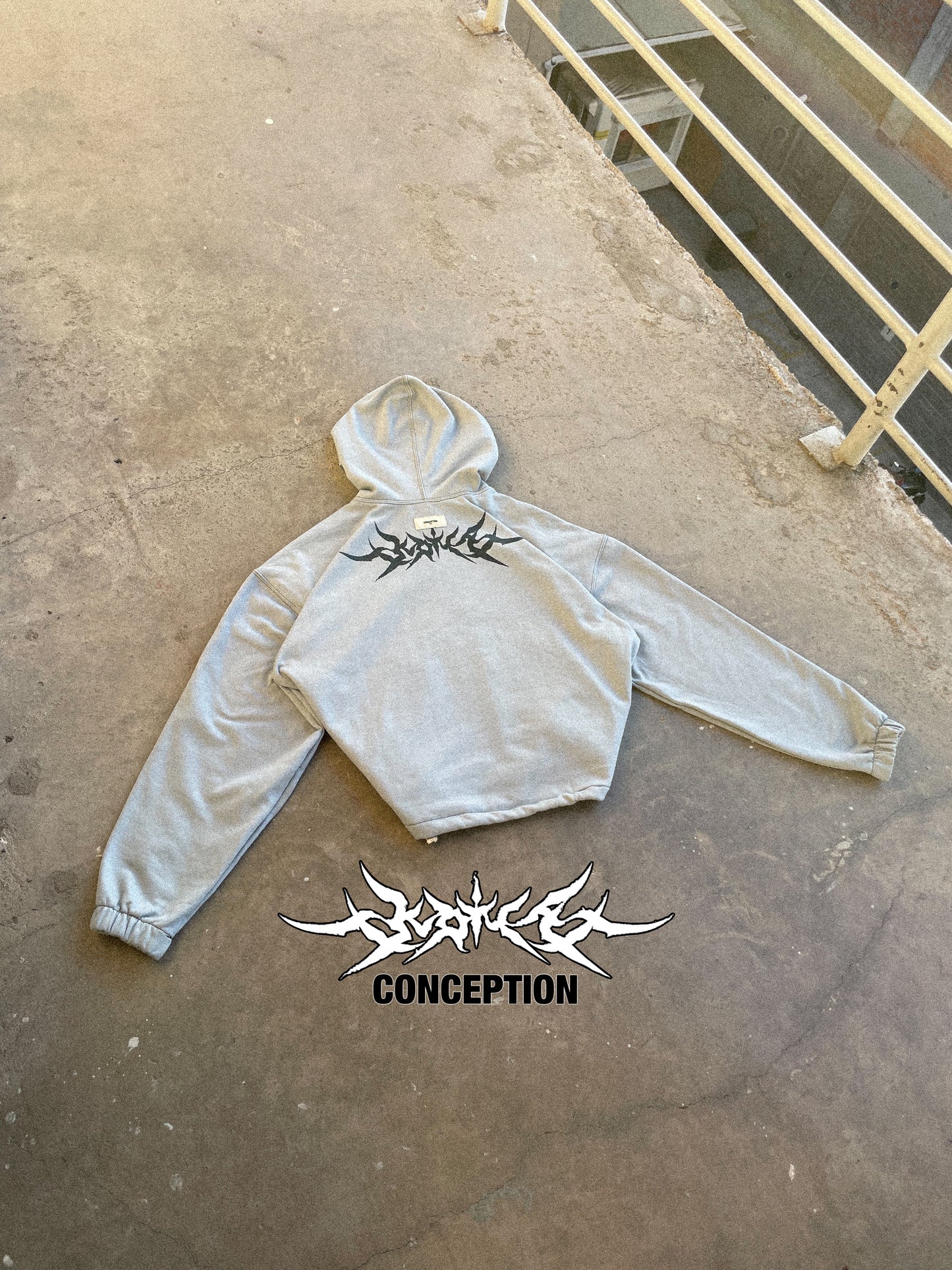 Hoodie Sacred Grey