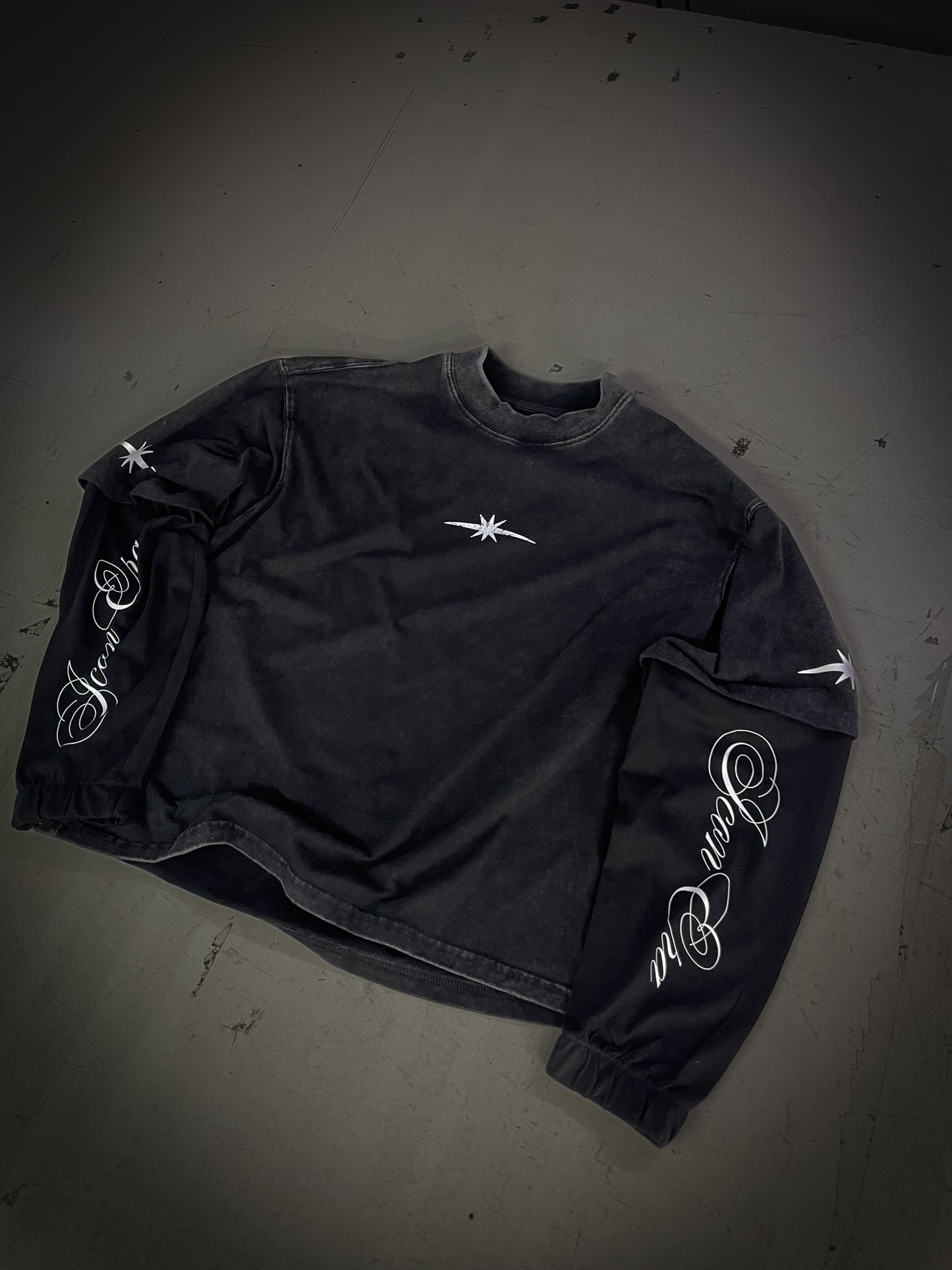 TEE GHOST LAYER ICON