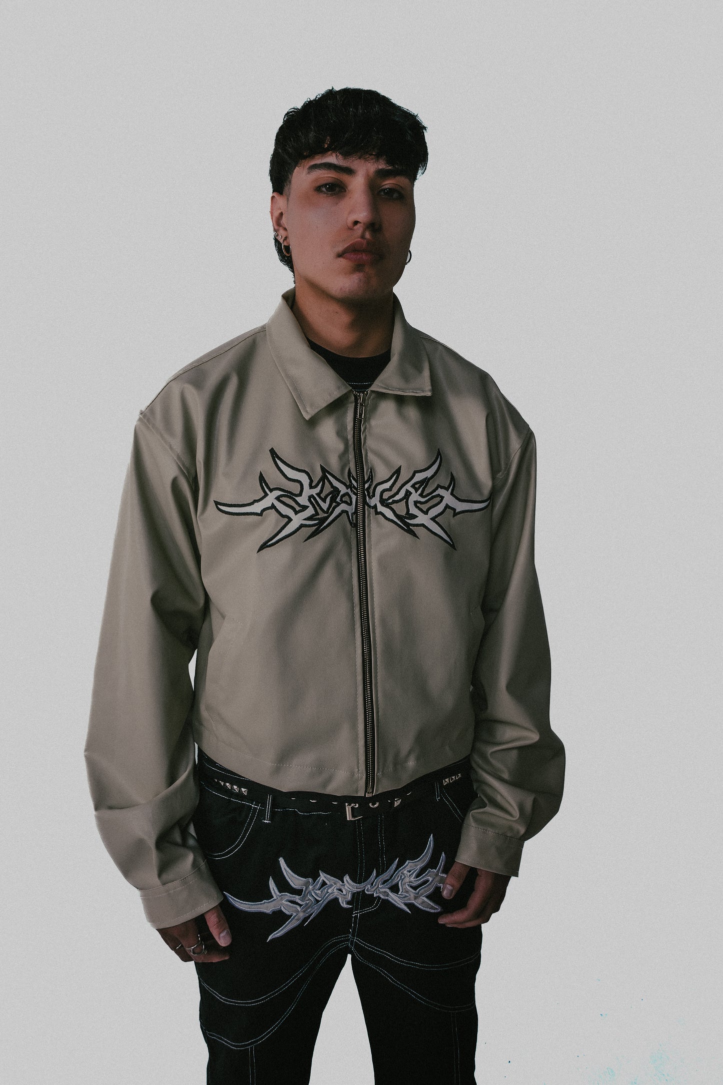 Sacred Jacket Bone (Hueso)