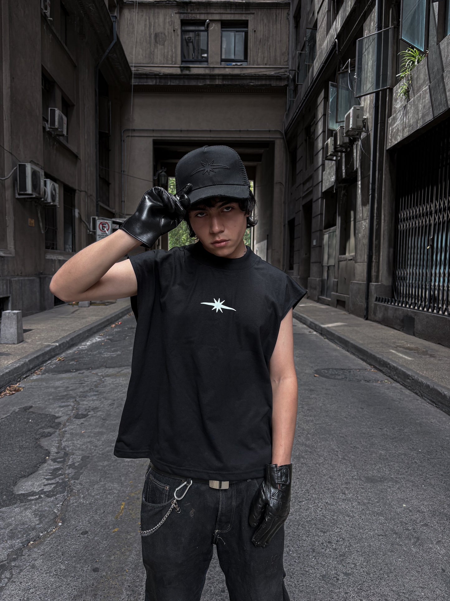 Tee Gothic Icon no legs