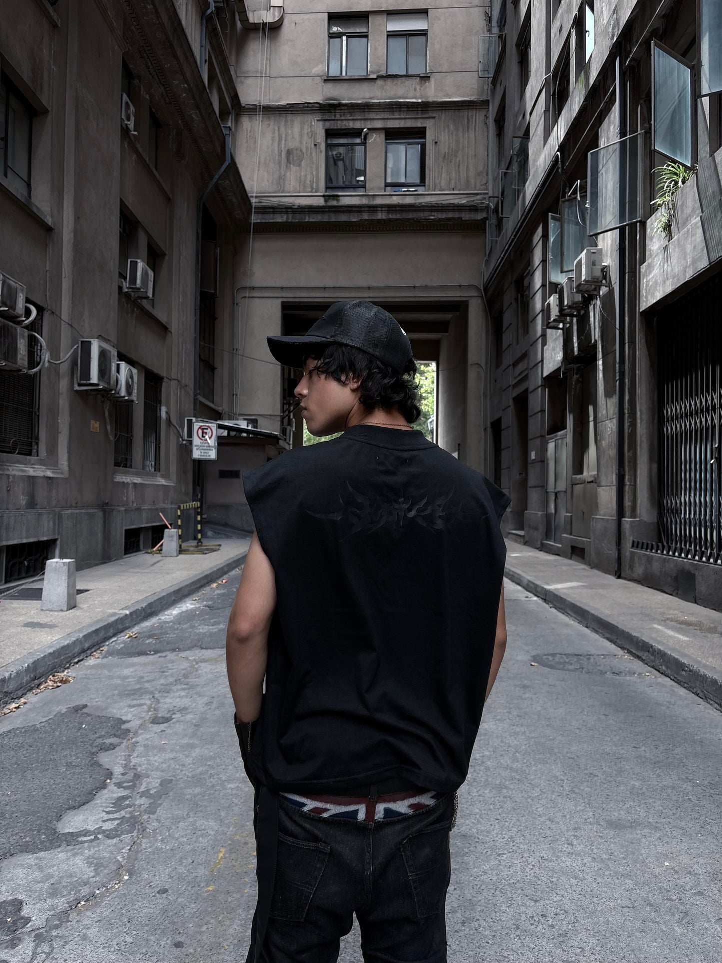 Tee Gothic Icon no legs