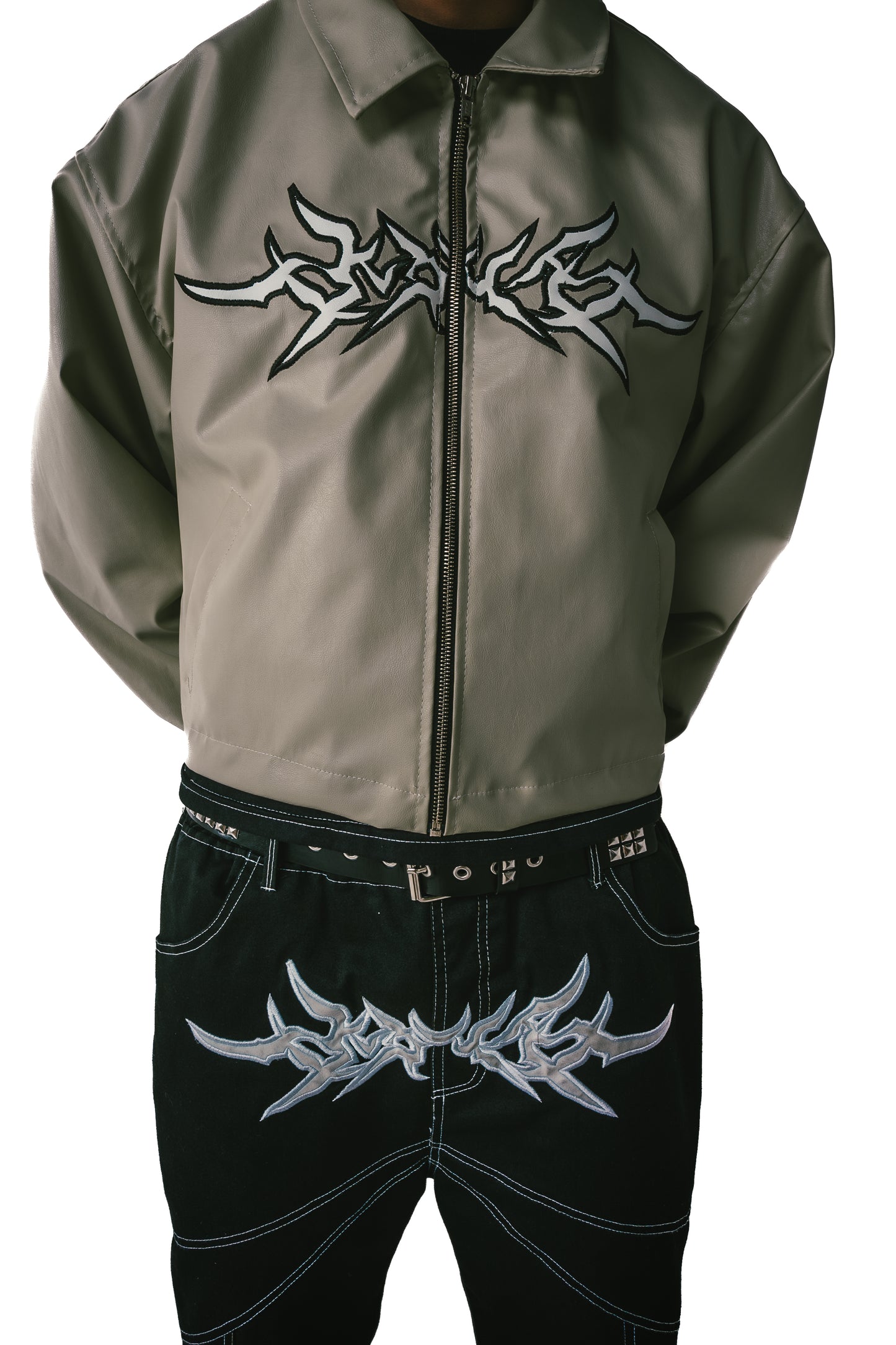 Sacred Jacket Bone (Hueso)